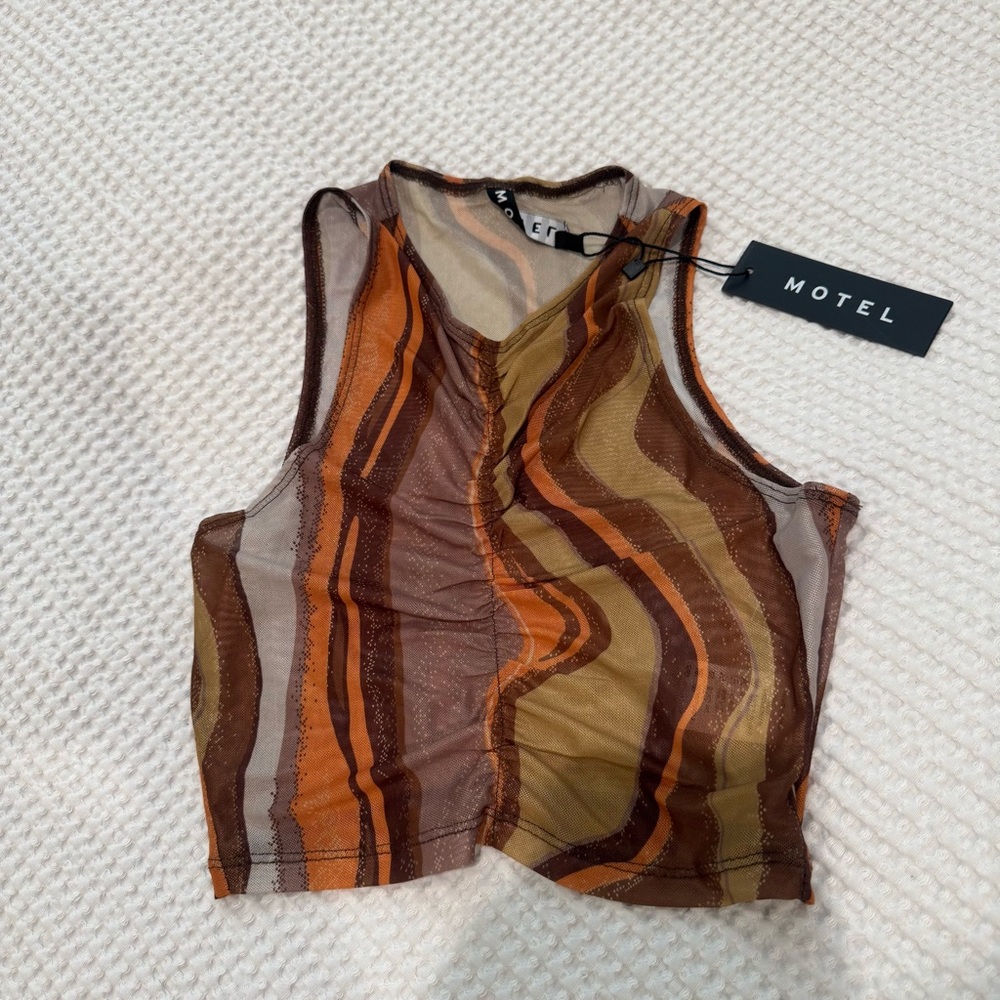 Motel Women's Multicolor Sleeveless Top